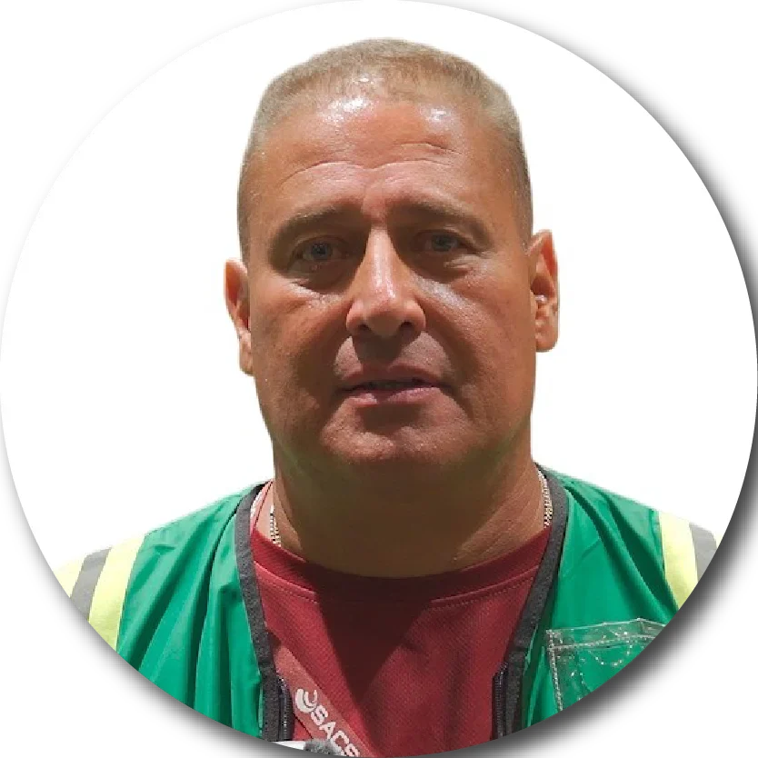 Gilberto León